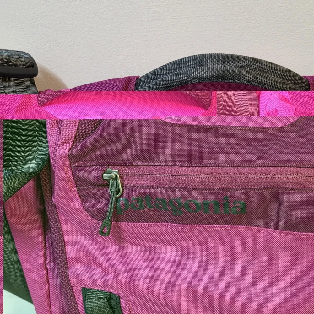 Patagonia Mini Mass Messenger Bag Purple Reflective Adjustable Strap